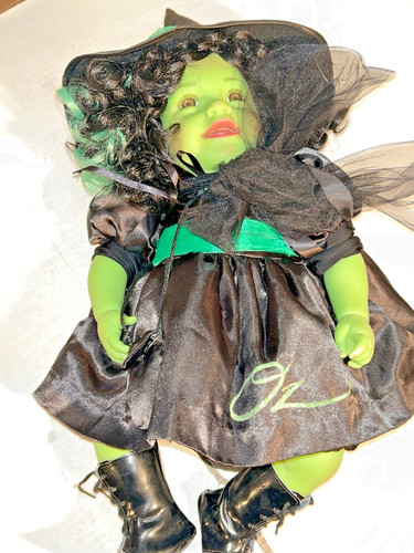 Adora 75th anniversary wizard - 75th,
