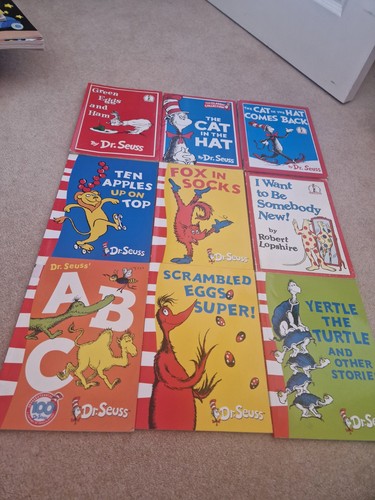 Seuss book collection - , x