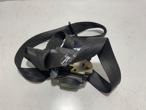 Volkswagen 800 seat belt - volkswagen,