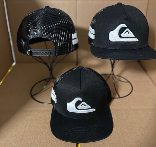 Youth size quiksilver snapback - size,