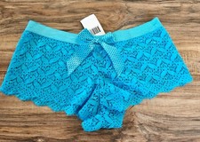 Vintage Closer with Evie