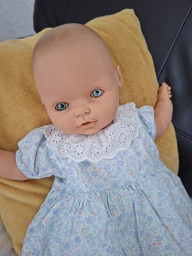 Vintage famosa baby pepo doll - famosa,
