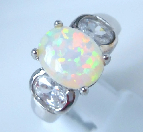 Gorgeous white fire opal - gorgeous,