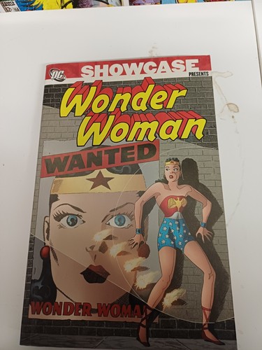 Showcase presents wonder woman - presents,
