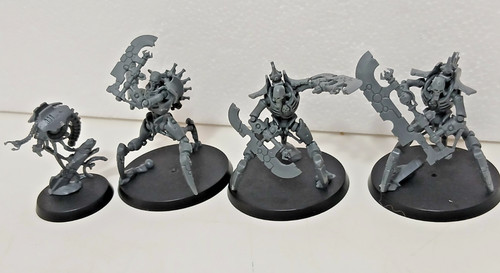 Necron skorpekh destroyers - necron,
