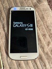 Samsung Galaxy S3 Mobile Phone with charger 