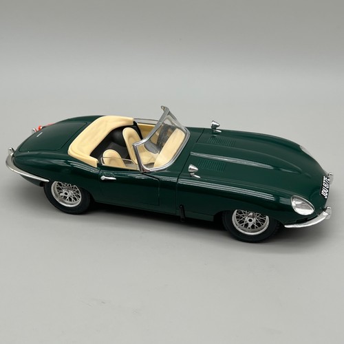 Bburago jaguar e type - 1/18, e-type
