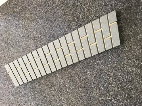 Splayed brick effect window