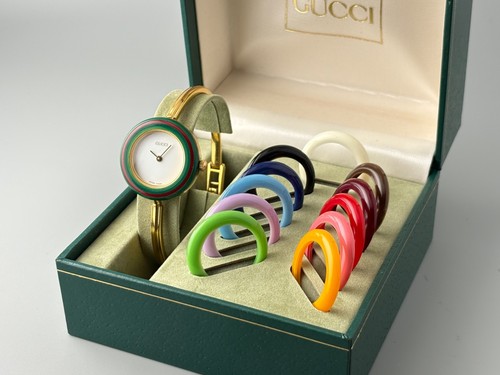 Near mint box gucci - w/box],