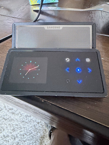 Samsung black mp3 player - samsung,