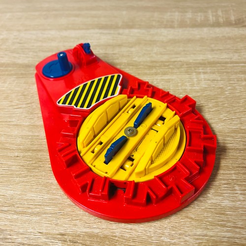 Red turntable roundabout - red,