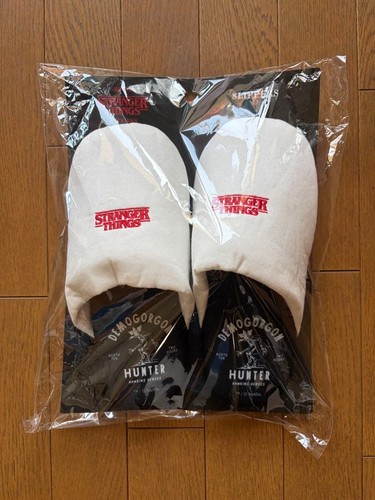 Stranger things slippers - things, m