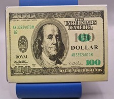 VINTAGE ROYAL ALL PLASTIC