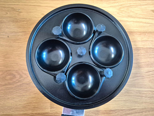 Royal cuisine non - royal, non-stick