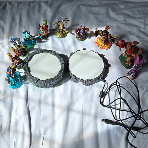 Activision skylanders lot - activision,