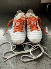 Mizuno Morelia Neo IV Pro AG