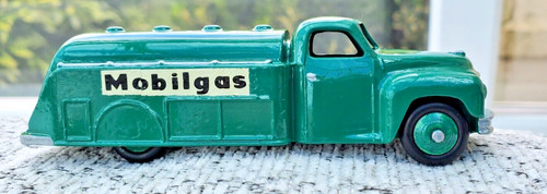 Dinky 30p 440 studebaker - dinky,