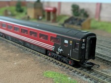 Hornby R2045-42090 Mk3 TSO Standard Open in Virgin Trains Livery Split from Set