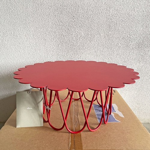 Vitra flower table - flower, alexander