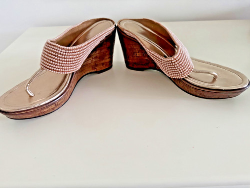 Couture gold wedge heels - gold,