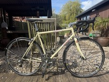 Genesis Equilibrium 725 Road