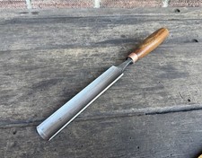 Vintage 1 1/4” Isaac Greaves