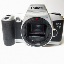 Canon EOS 500 N Film Camera