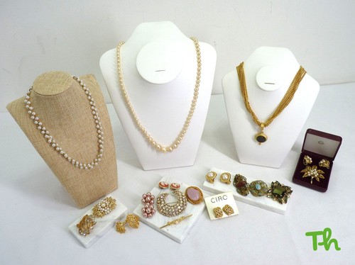 Vintage costume jewelry mixed - vintage,