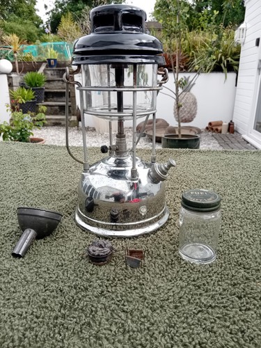 Tilley lamp guardsman vintage - guardsman,