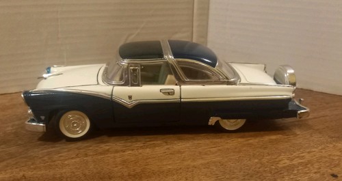 Diecast 1955 ford crown - diecast,