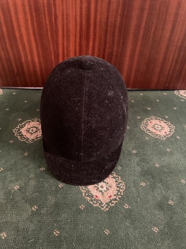Used riding hat - used, solid