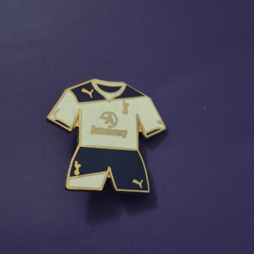 Spurs kit badge - kit,