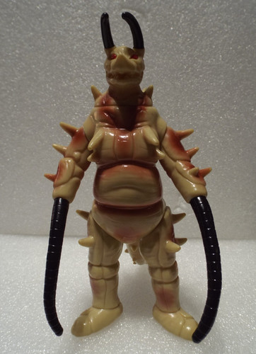 Ultraman gudon bandai japan - bandai,