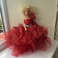 Vintage Mattel 1988 Sindy doll