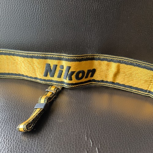Nikon camera neck shoulder - neck,