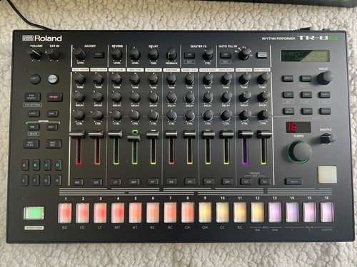 Roland aira rhythm - aira,