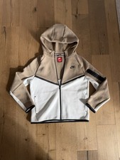 Nike Boys' Sportswear Tech