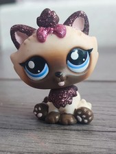 Littlest Pet Shop #2143 Himalayan Cat with glitter accents and a pink bow.