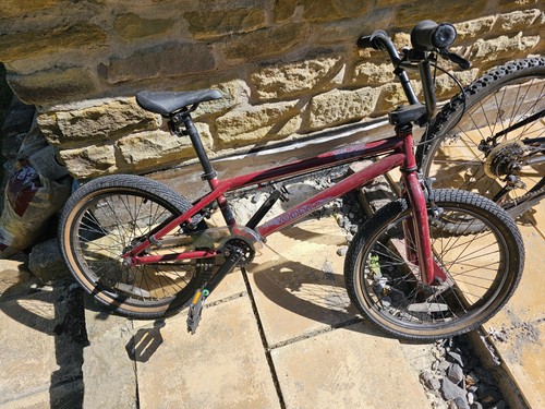 Voodoo red maroon bmx - red/maroon,