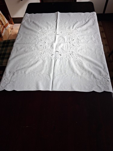Vintage white cotton square