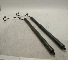 LAND ROVER TAILGATE STRUT