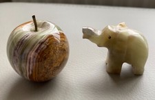 Onyx Stone Elephant & Apple