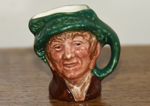 Royal doulton miniature ariet - doulton,