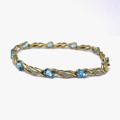 9ct gold topaz diamond - gold,