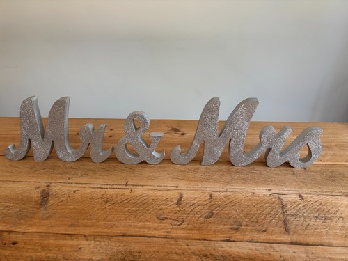 Silver sparkle mrs - &,
