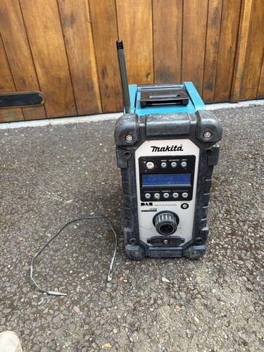 Makita dmr104 blue 18v 240v - dmr104,