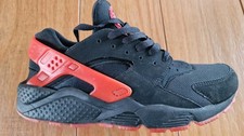 Nike Huarache Love Hate UK9   Black / Red 700878-006