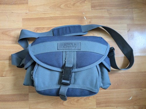 Town country camera bag - &,