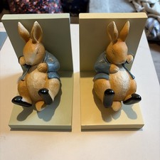 A pair of quality ceramic