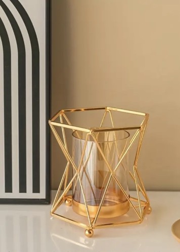 Elegant gold tone vase new - vase,
